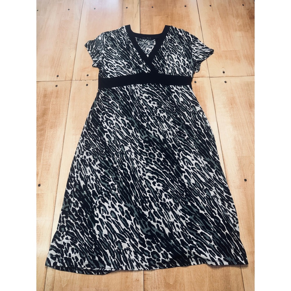 AXcess Liz Claiborne Animal Print V Neck Midi‎ Dress Women Size M